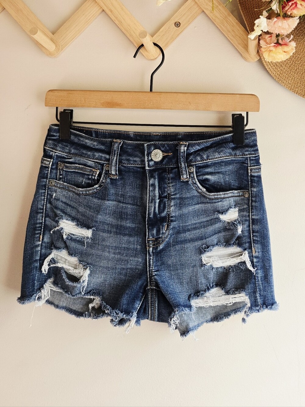 American Eagle Next Level Stretch High Rise Shortie